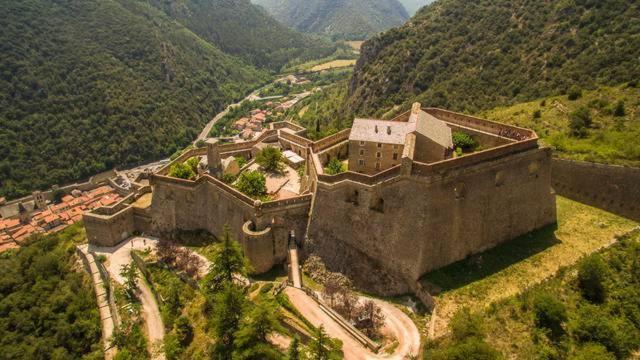 Maison Les Ramparts Villefranche-de-Conflent Bagian luar foto