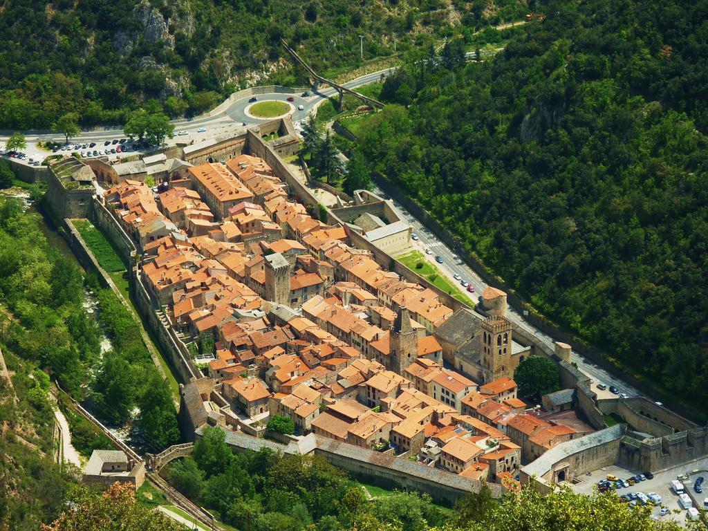 Maison Les Ramparts Villefranche-de-Conflent Bagian luar foto